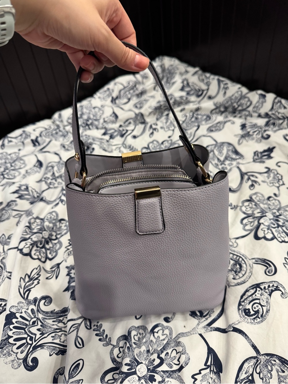 Elegant Lavender Pebbled Leather Bucket Handbag - Women's Bag